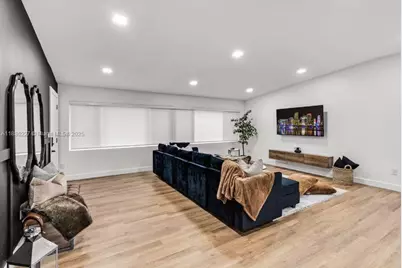 17621 NE 7th Ave, Miami, FL 33162 - Photo 3