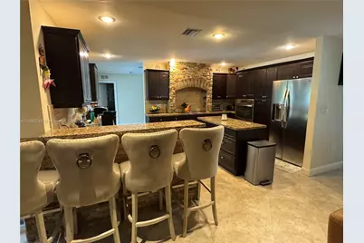 18565 SW 295th Ter, Homestead, FL 33030 - Photo 9