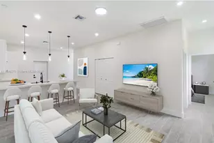 710 Peacock Ave, Lehigh Acres, FL 33974 - Photo 9