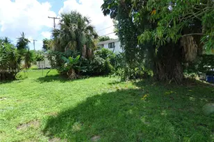 3560 NW 8th St, Lauderhill, FL 33311 - Photo 11