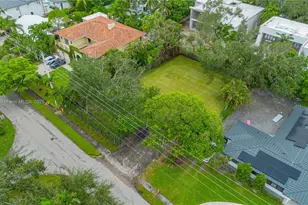 7454 SW 52nd Ave, Miami, FL 33143 - Photo 1