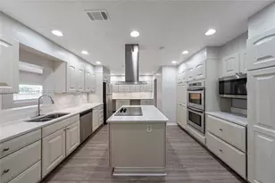 1000 NW 17th Ave, Boca Raton, FL 33486 - Photo 9