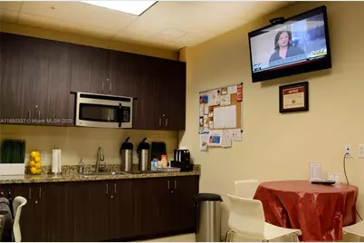 15800 Pines Blvd #317, Pembroke Pines, FL 33027 - Photo 5