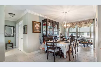 4813 NW 47th Ter, Tamarac, FL 33319 - Photo 9