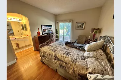 1428 NW 126th Ave, Sunrise, FL 33323 - Photo 15