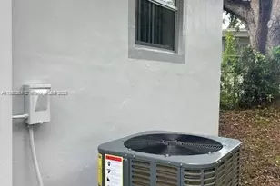 3420 NW 2nd St, Lauderhill, FL 33311 - Photo 17