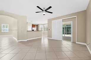 2784 SW 129th Terrace, Miramar, FL 33027 - Photo 9