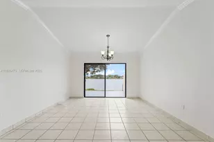 5027 SW 139th Ct, Miami, FL 33175 - Photo 5