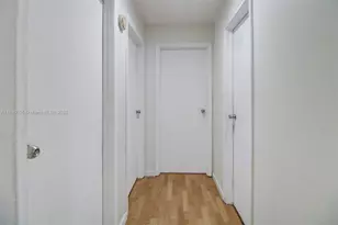 8930 NW 11th St, Pembroke Pines, FL 33024 - Photo 27