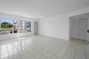 1400 NE 169th St, Miami, FL 33162 - Photo 1