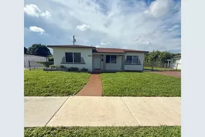 5730 NW 112th Ter, Hialeah, FL 33012 - Photo 1