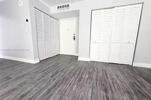 17021 N Bay Rd, Sunny Isles Beach, FL 33160 - Photo 3