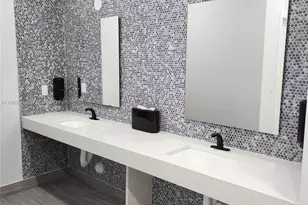 17021 N Bay Rd, Sunny Isles Beach, FL 33160 - Photo 19