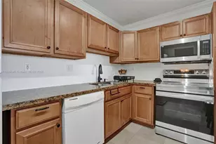 19380 Collins Ave, Sunny Isles Beach, FL 33160 - Photo 11