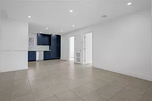 136 NW 6th Ave, Hallandale Beach, FL 33009 - Photo 21