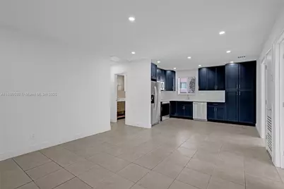 136 NW 6th Ave #2, Hallandale Beach, FL 33009 - Photo 7