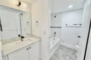 9956 Nob Hill Pl, Sunrise, FL 33351 - Photo 13