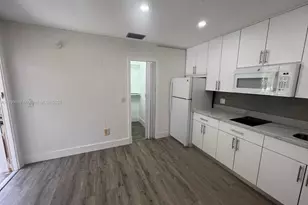 222 SW 8th St, Dania Beach, FL 33004 - Photo 5