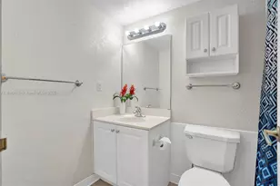 2501 S Ocean Dr, Hollywood, FL 33019 - Photo 9