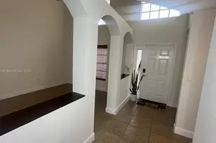 1376 NW 192nd Ave, Pembroke Pines, FL 33029 - Photo 5