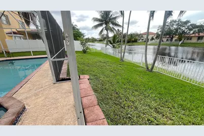 1376 NW 192nd Ave #1376, Pembroke Pines, FL 33029 - Photo 19