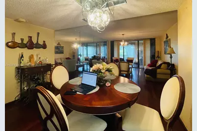 16325 Golf Club Rd #102, Weston, FL 33326 - Photo 7