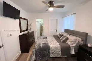 281 Lafayette Dr, Miami Springs, FL 33166 - Photo 5