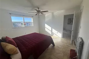 8345 Sunrise Lakes Blvd, Sunrise, FL 33322 - Photo 25