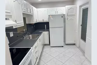 4141 NW 44th Ave #117, Lauderdale Lakes, FL 33319 - Photo 1