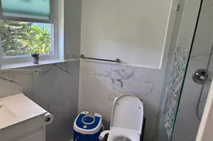 18706 NE 18th Ave, Miami, FL 33179 - Photo 13