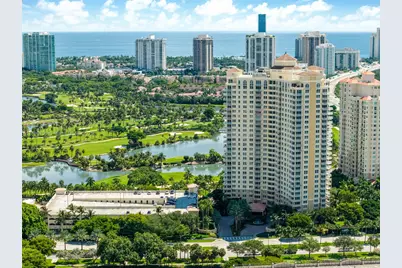 19501 W Country Club Dr #2412, Aventura, FL 33180 - Photo 21