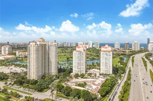 19501 W Country Club Dr, Aventura, FL 33180 - Photo 23