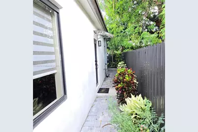 5621 NW 11th Ave, Miami, FL 33127 - Photo 15