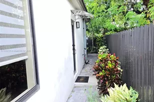 5621 NW 11th Ave, Miami, FL 33127 - Photo 15