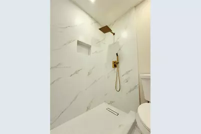 9342 NW 23rd St, Pembroke Pines, FL 33024 - Photo 15