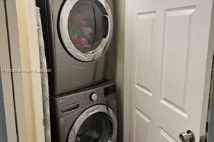 1732 NW 18th St, Fort Lauderdale, FL 33311 - Photo 5