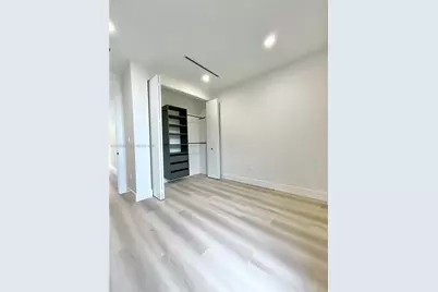 536 NW 48th St, Miami, FL 33127 - Photo 21