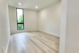 536 NW 48th St, Miami, FL 33127 - Photo 23