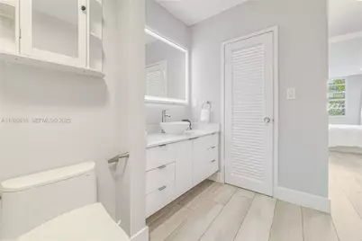 100 Lincoln Rd #323, Miami Beach, FL 33139 - Photo 33