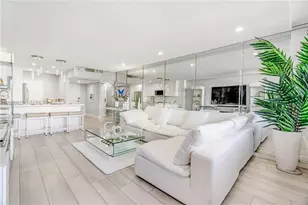 100 Lincoln Rd, Miami Beach, FL 33139 - Photo 11