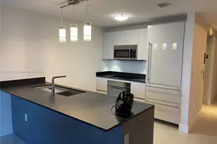 1010 Brickell Ave, Miami, FL 33131 - Photo 5