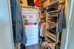 10 SW South River Dr, Miami, FL 33130 - Photo 27