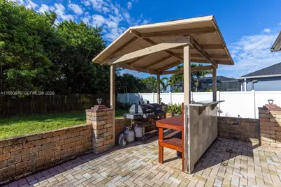 566 SW Halifax Ave, Port Saint Lucie, FL 34953 - Photo 33