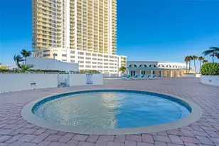 16485 Collins Ave, Sunny Isles Beach, FL 33160 - Photo 11