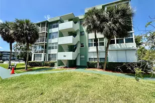 2731 Taft St, Hollywood, FL 33020 - Photo 1