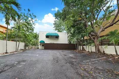 2768 Day Ave #1, Miami, FL 33133 - Photo 15