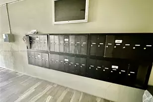 13285 NE 6th Ave, North Miami, FL 33161 - Photo 15