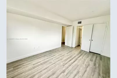 13285 NE 6th Ave #401, North Miami, FL 33161 - Photo 5