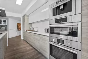 300 Sunny Isles Blvd, Sunny Isles Beach, FL 33160 - Photo 9