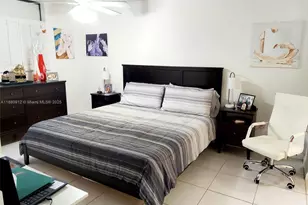 901 Colony Point Cir, Pembroke Pines, FL 33026 - Photo 25